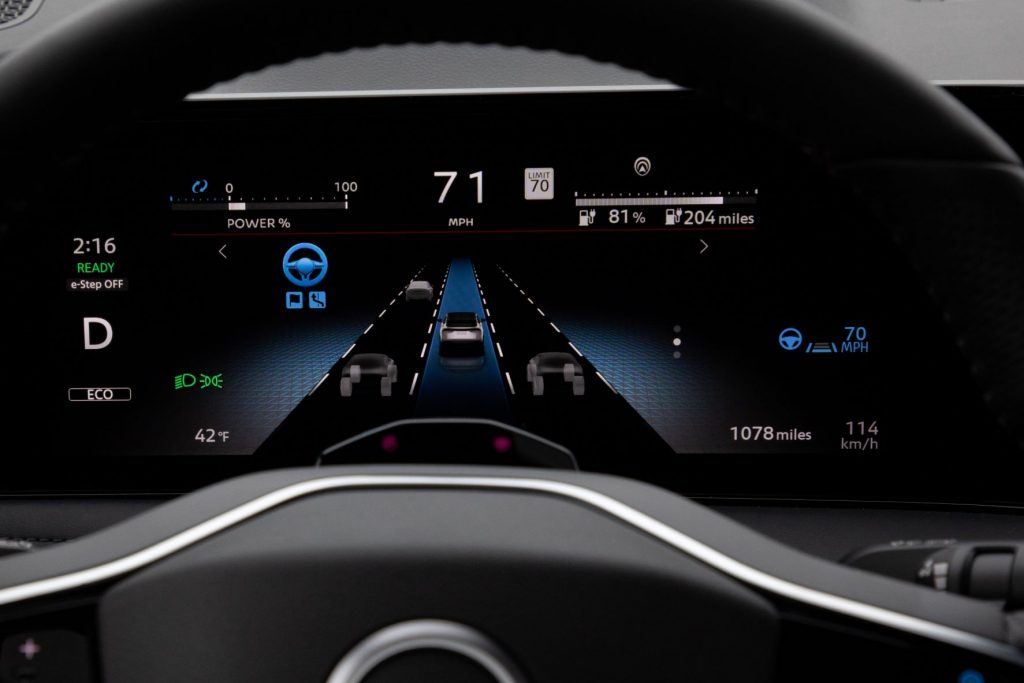 Nissan Ariya instrument display when ProPILOT Assist 2.0 is activated.